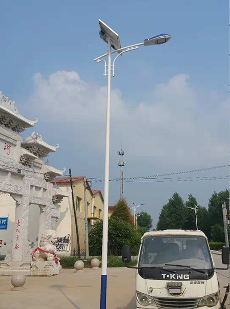 太陽能路燈